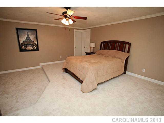 3641 Chiswick Court Charlotte NC 28226