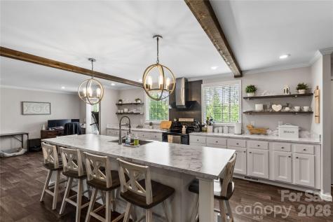 412 Mullinax Circle Blacksburg SC 29702