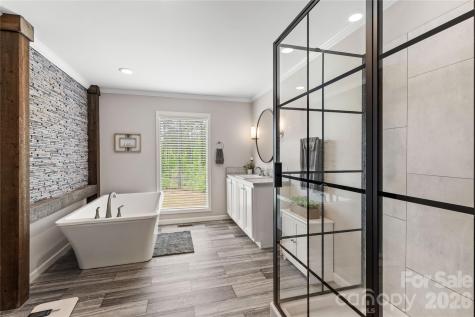 412 Mullinax Circle Blacksburg SC 29702