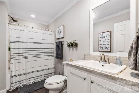 412 Mullinax Circle Blacksburg SC 29702