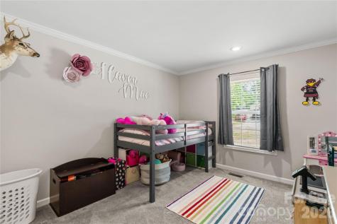 412 Mullinax Circle Blacksburg SC 29702