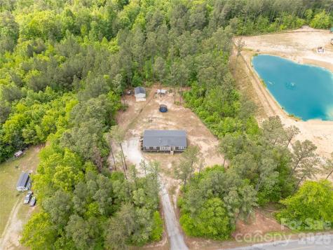 412 Mullinax Circle Blacksburg SC 29702