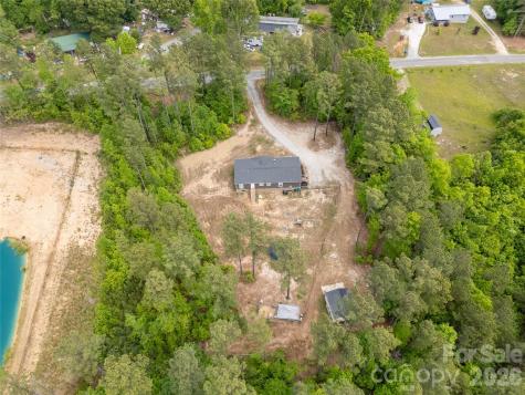 412 Mullinax Circle Blacksburg SC 29702
