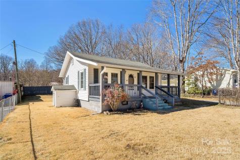 405 Hiawassee Avenue Black Mountain NC 28711