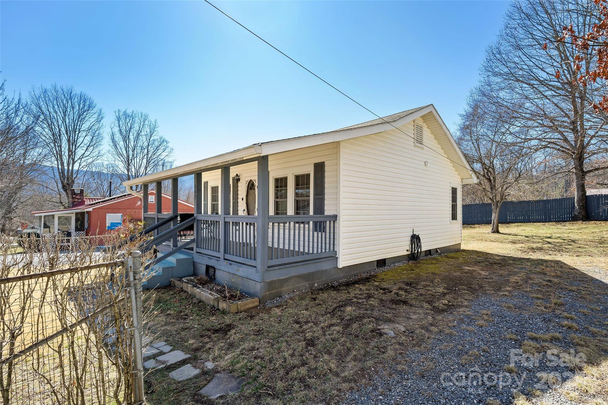 405 Hiawassee Avenue Black Mountain NC 28711