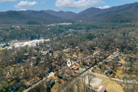 405 Hiawassee Avenue Black Mountain NC 28711