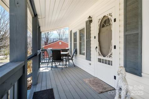 405 Hiawassee Avenue Black Mountain NC 28711