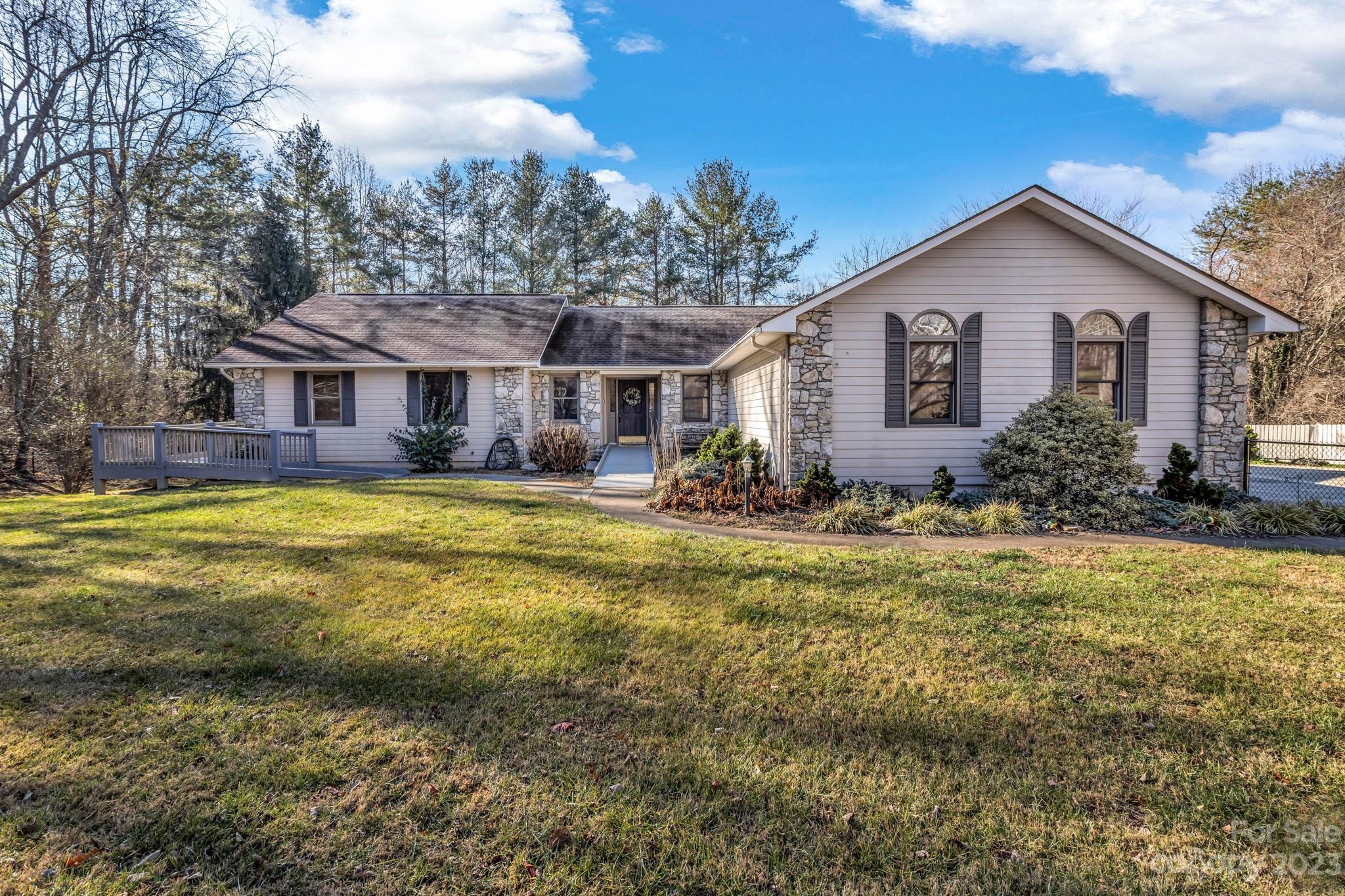 21 Windswept Drive Candler NC 28715