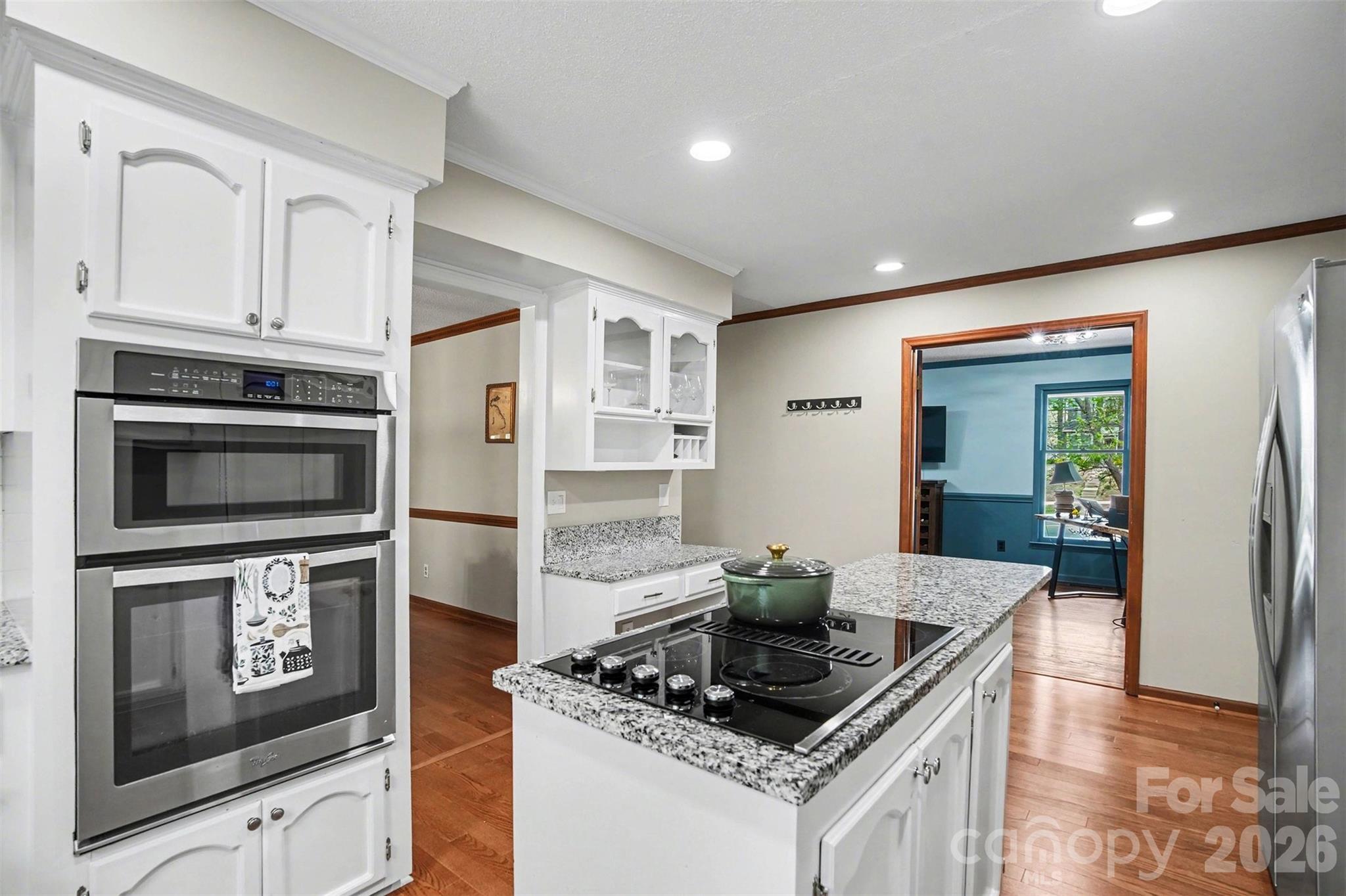 4027 Oakdale Road Charlotte NC 28216