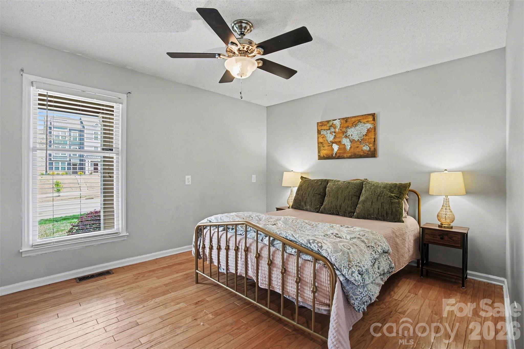 4027 Oakdale Road Charlotte NC 28216