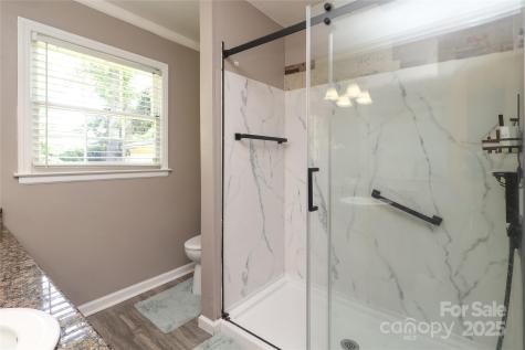 2443 Knickerbocker Drive Charlotte NC 28212