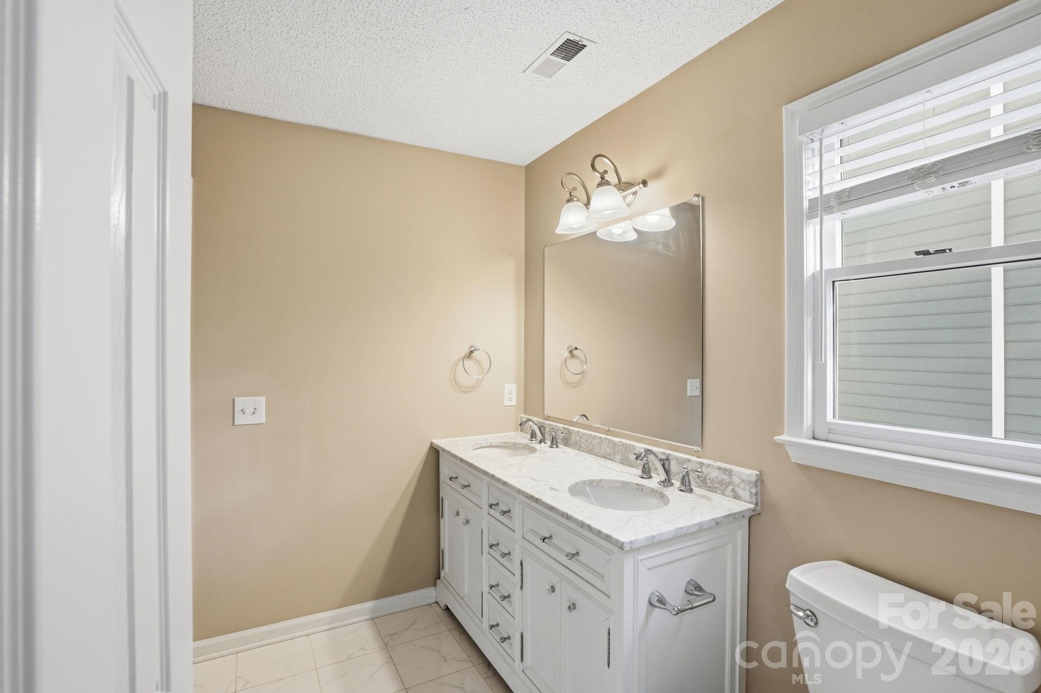 4915 Benthaven Lane Charlotte NC 28269
