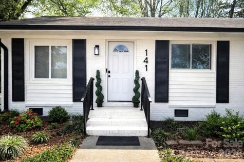 141 Short Hills Drive Charlotte NC 28217