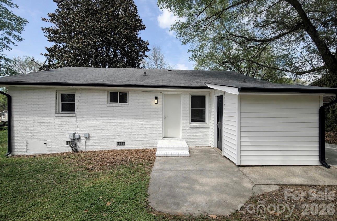 141 Short Hills Drive Charlotte NC 28217