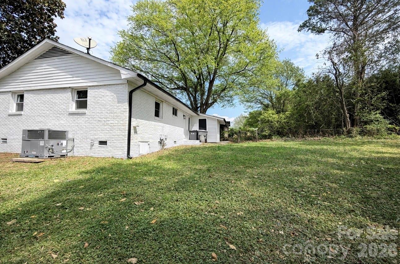 141 Short Hills Drive Charlotte NC 28217