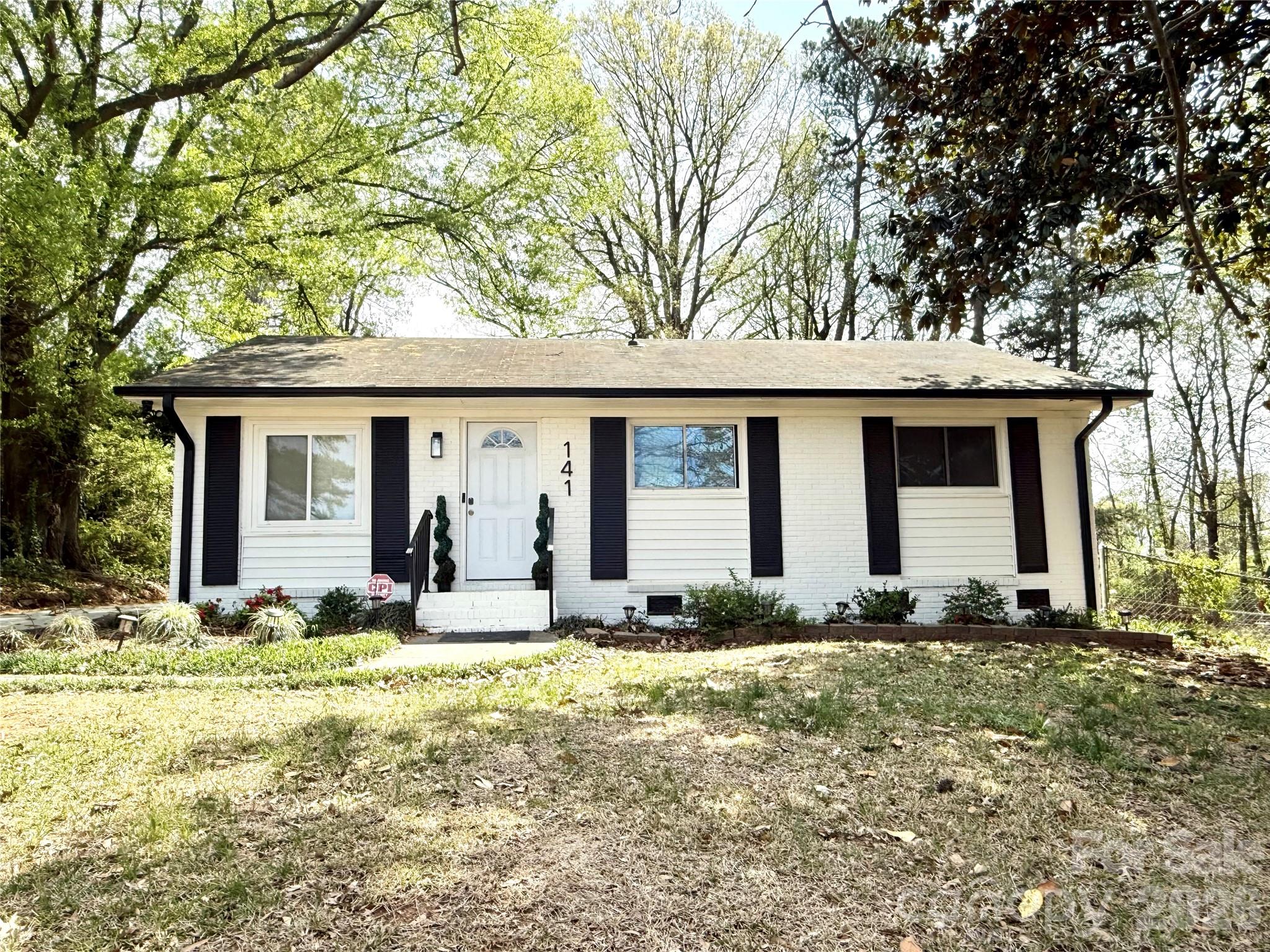 141 Short Hills Drive Charlotte NC 28217