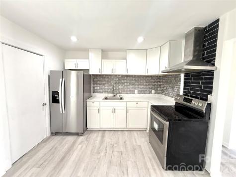 141 Short Hills Drive Charlotte NC 28217