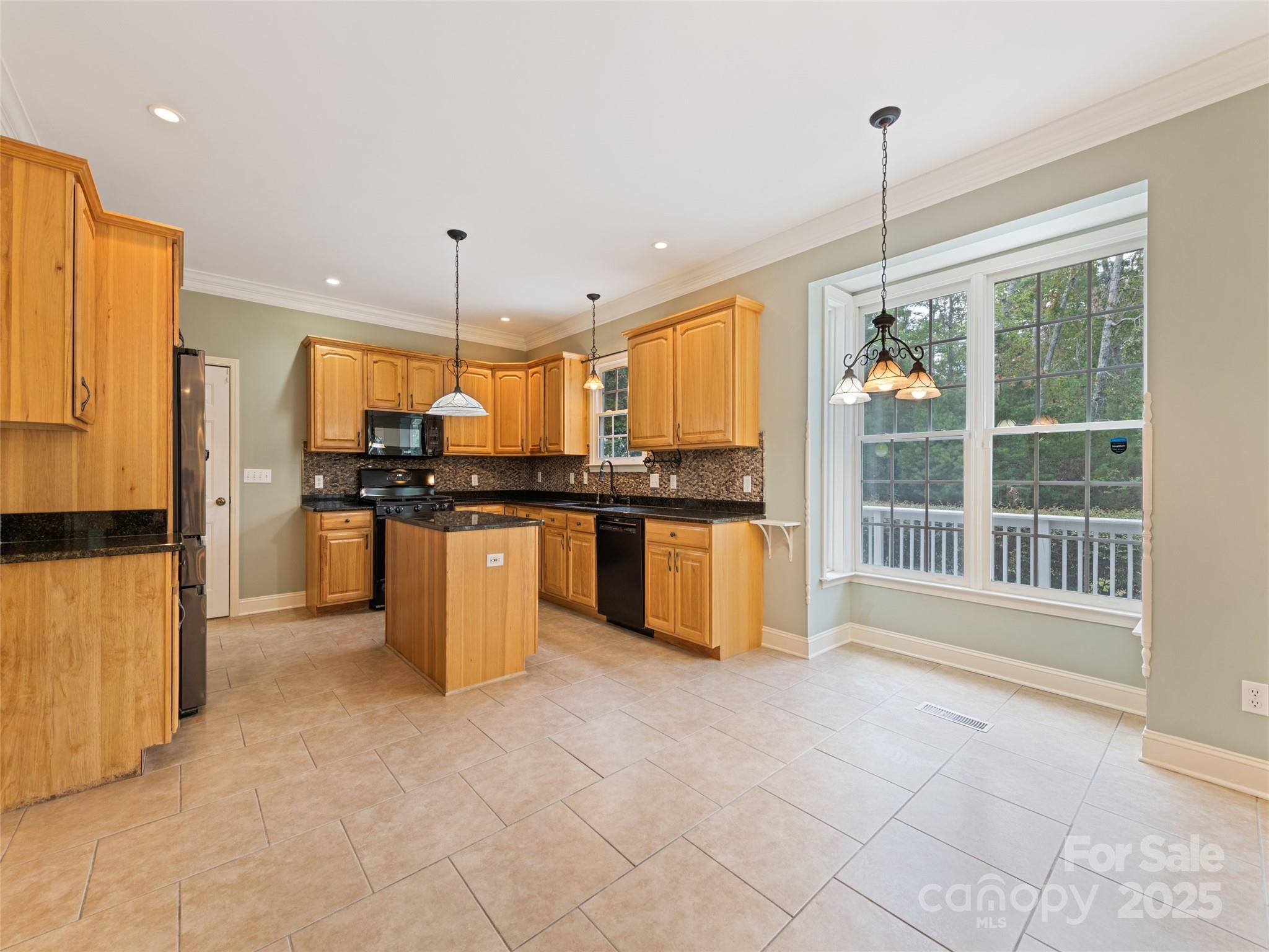 6 Dogwood Lane Fletcher NC 28732