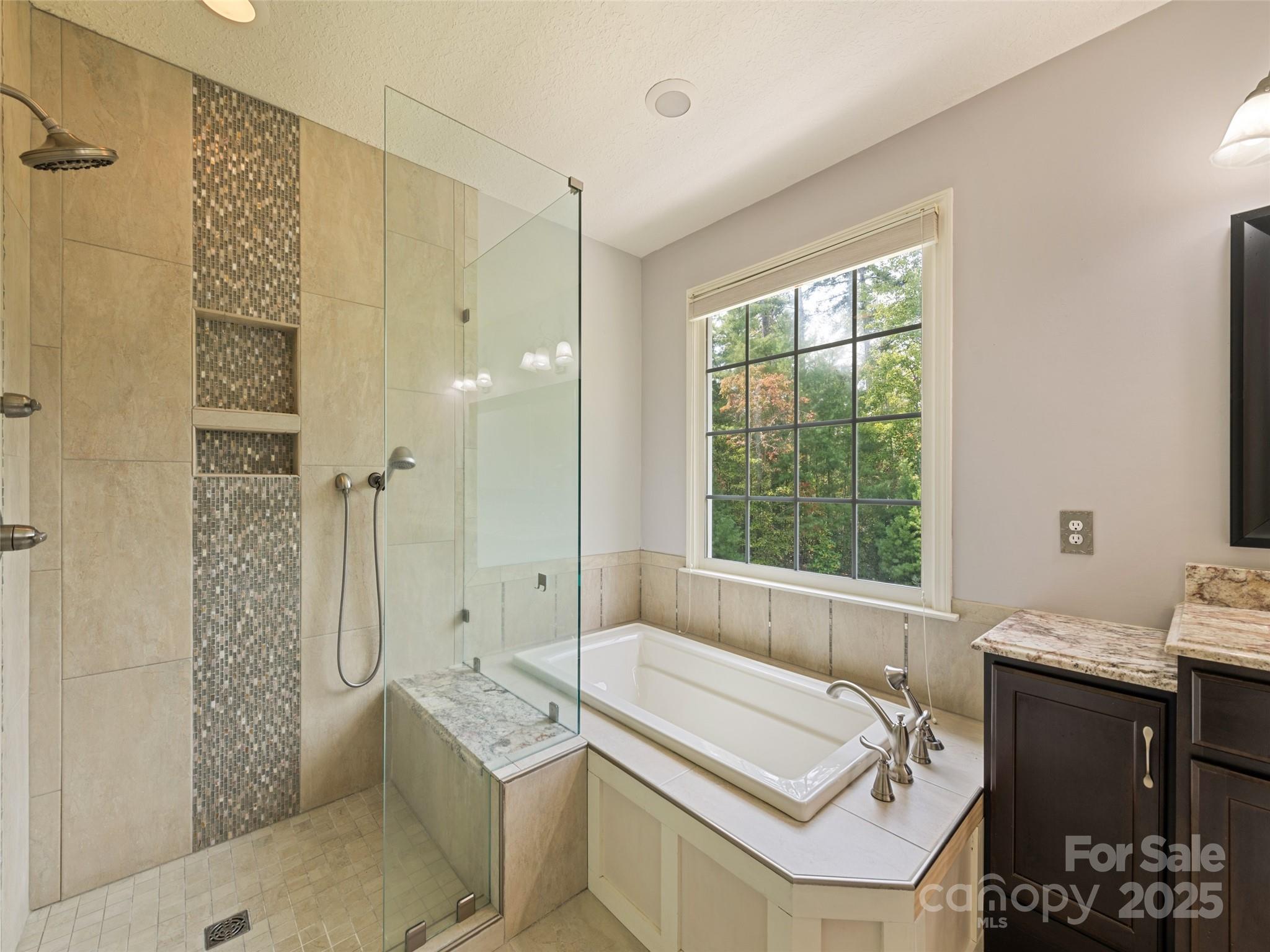 6 Dogwood Lane Fletcher NC 28732