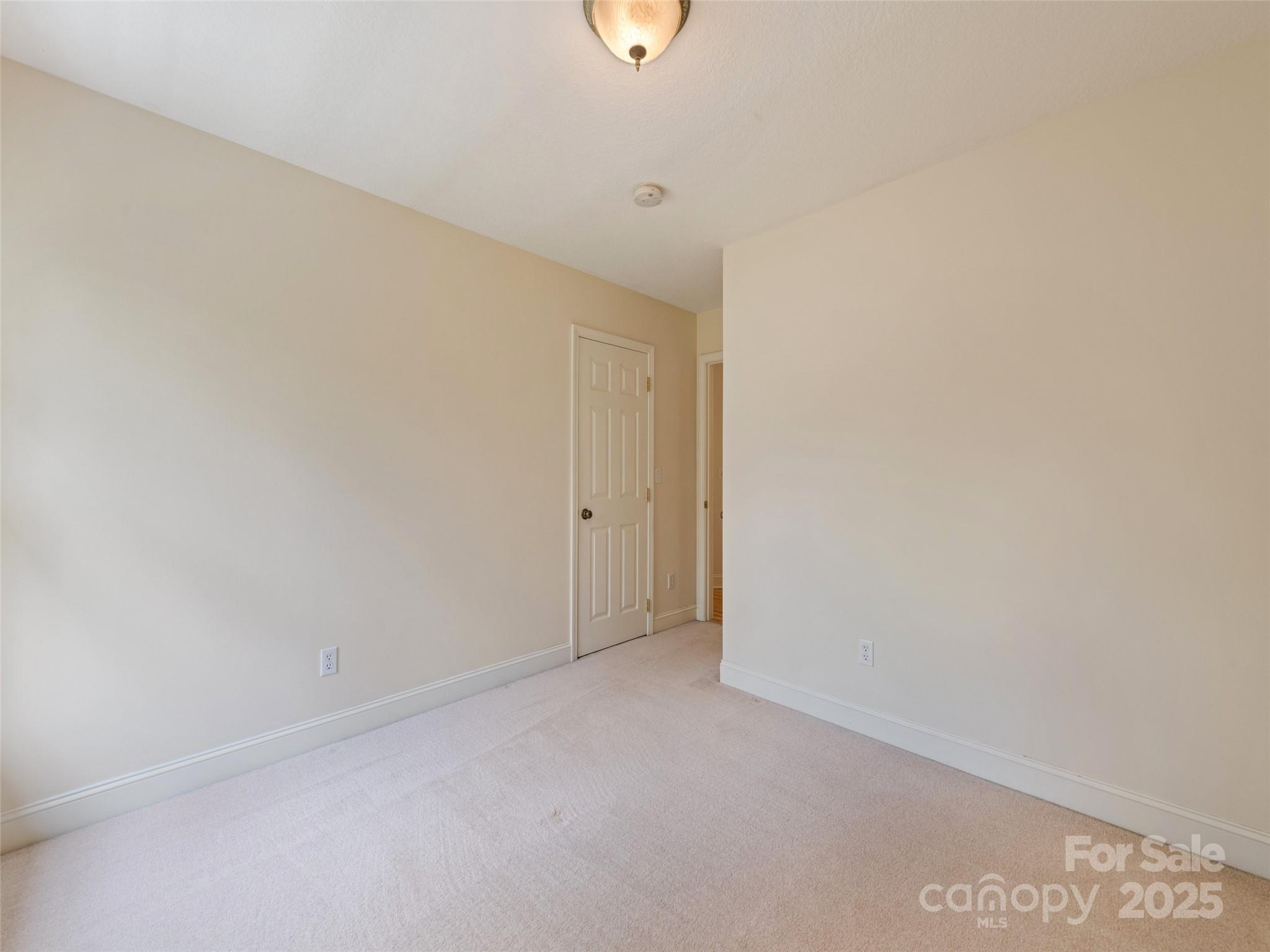 6 Dogwood Lane Fletcher NC 28732