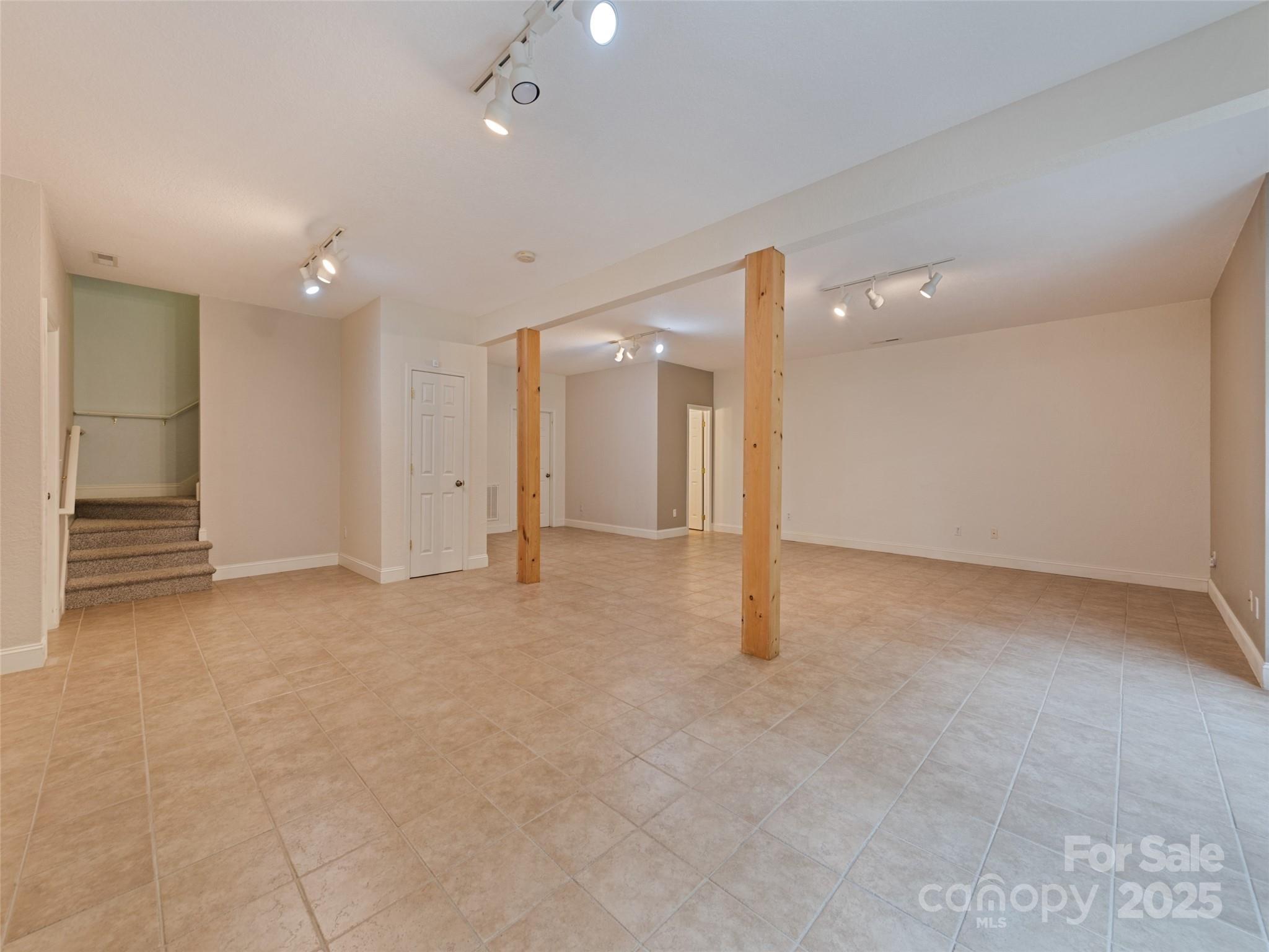 6 Dogwood Lane Fletcher NC 28732