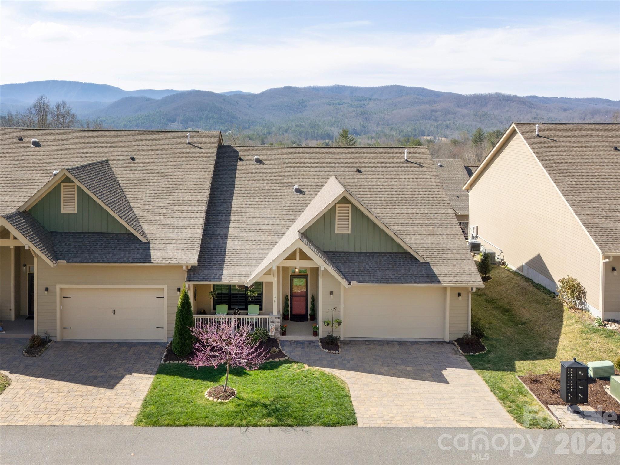 96 Copper Creek Lane Hendersonville NC 28739