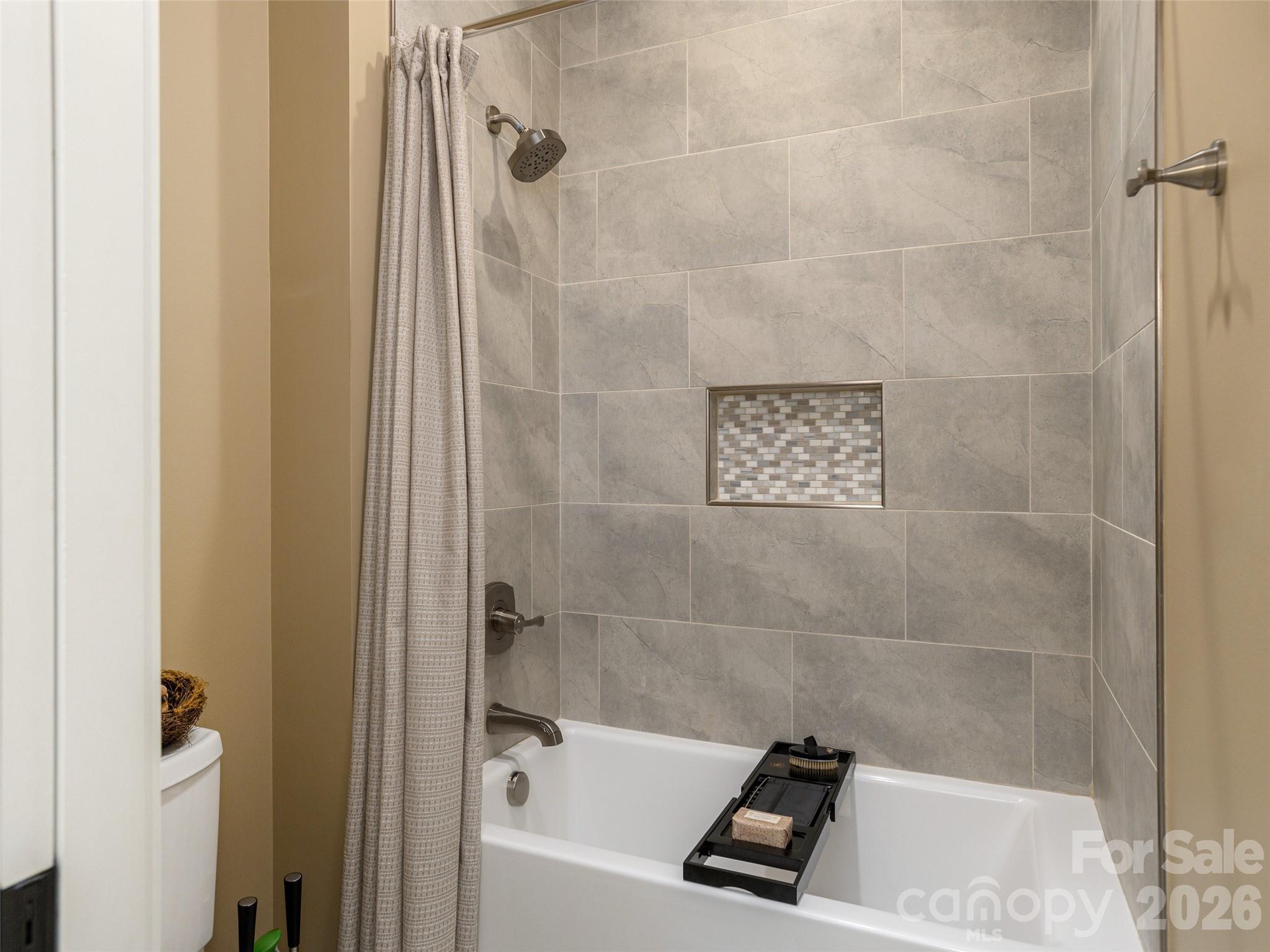 96 Copper Creek Lane Hendersonville NC 28739