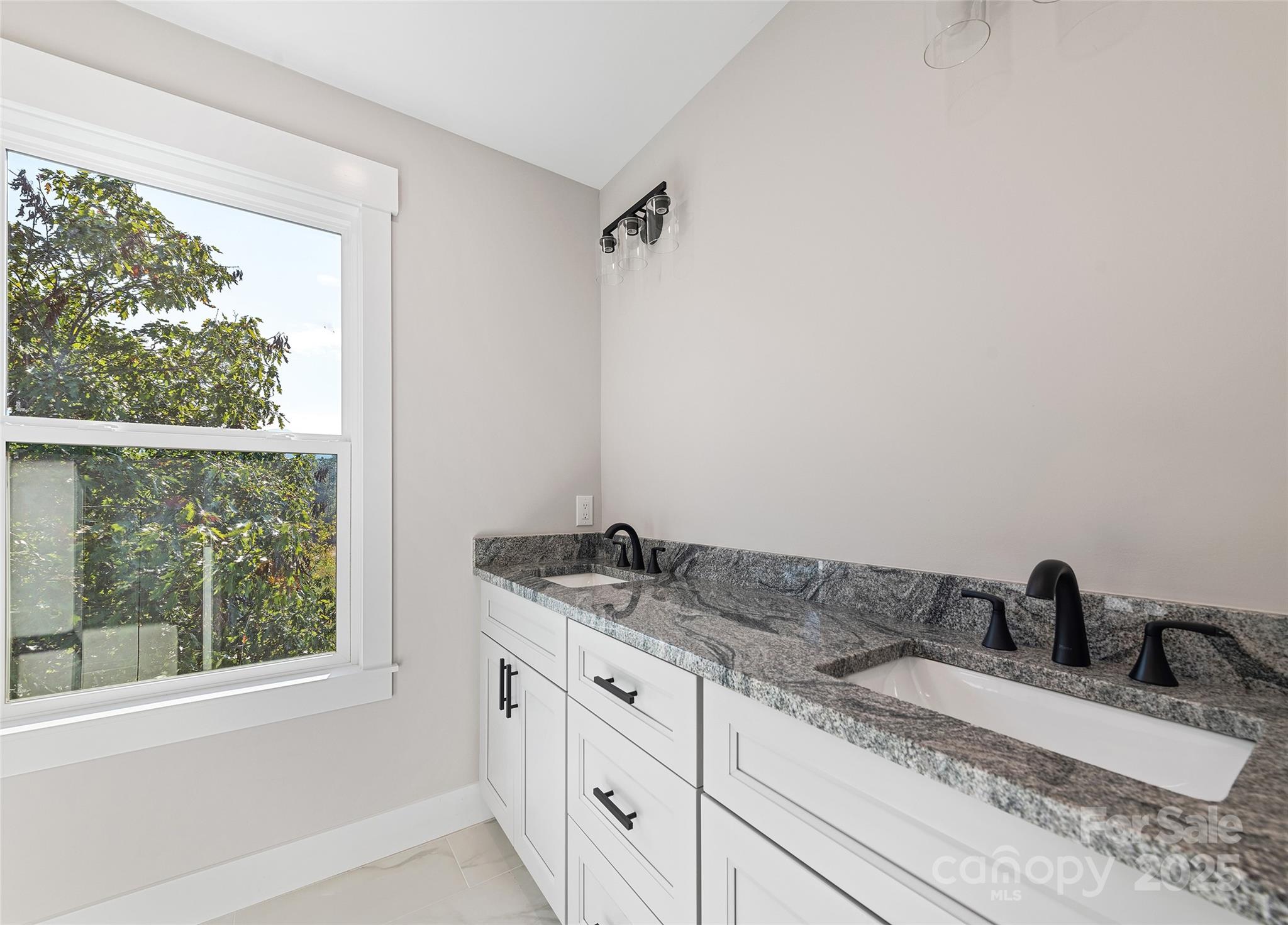 148 Amblers Knoll Road Weaverville NC 28787