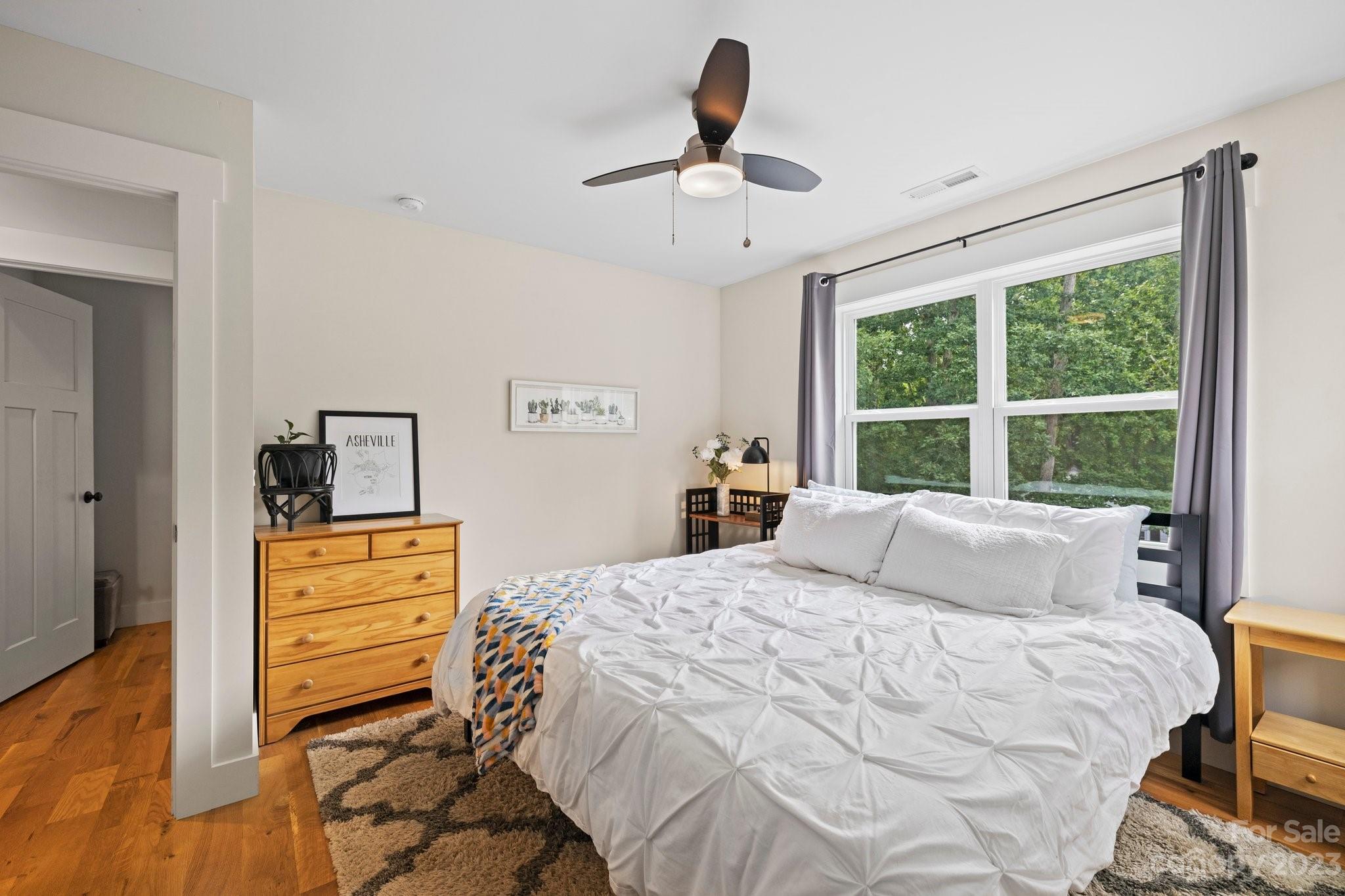 12 Maultsby Lane Asheville NC 28805
