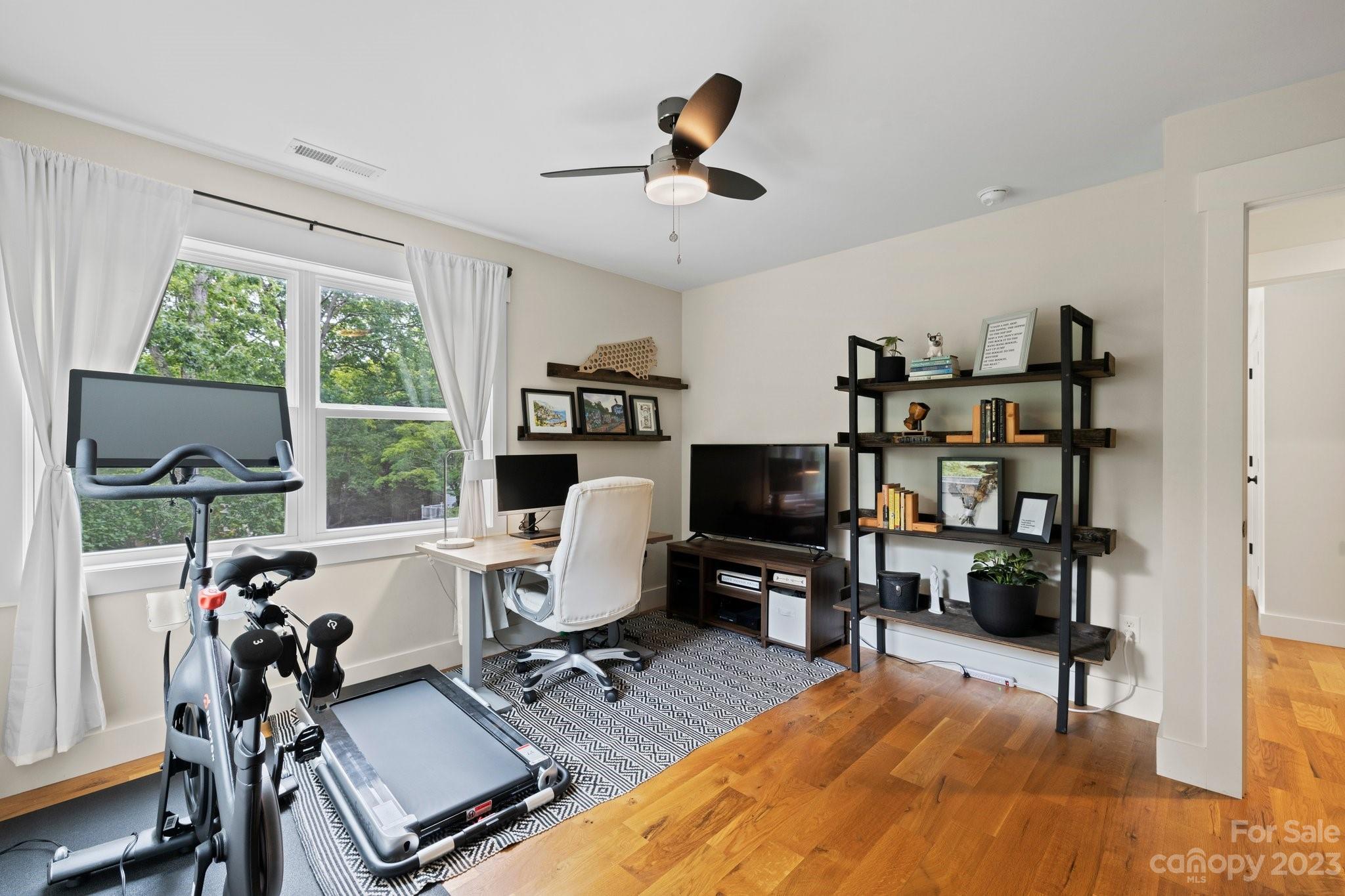 12 Maultsby Lane Asheville NC 28805