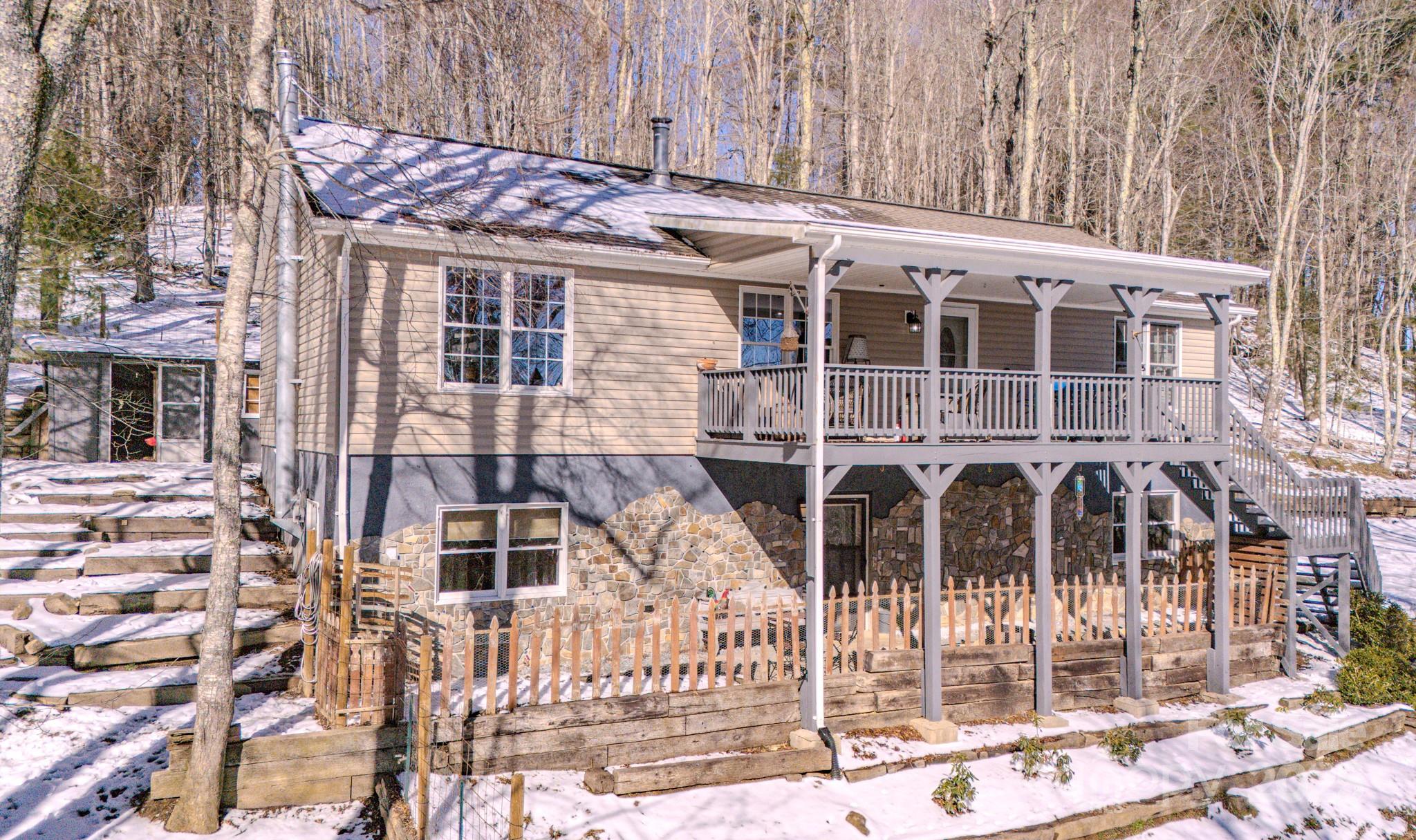 100 Clarks Lane Newland NC 28657