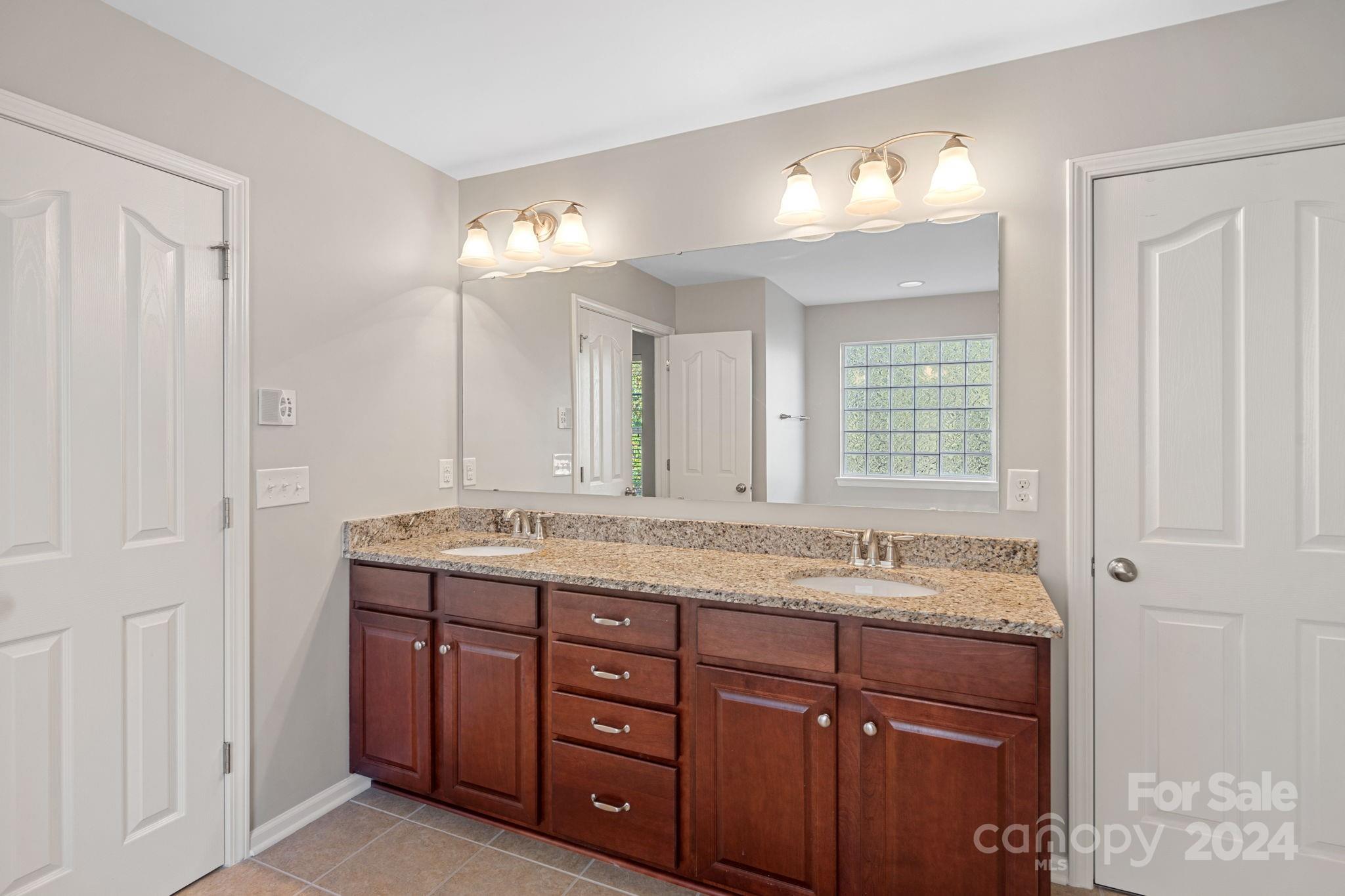 16803 Rudence Court Charlotte NC 28278