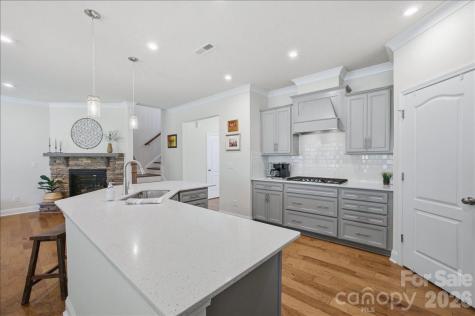 11432 Oakhampton Way Matthews NC 28105