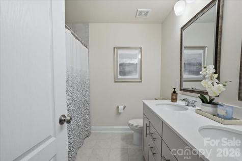 11432 Oakhampton Way Matthews NC 28105