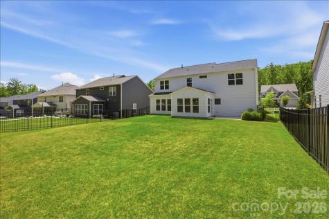 11432 Oakhampton Way Matthews NC 28105