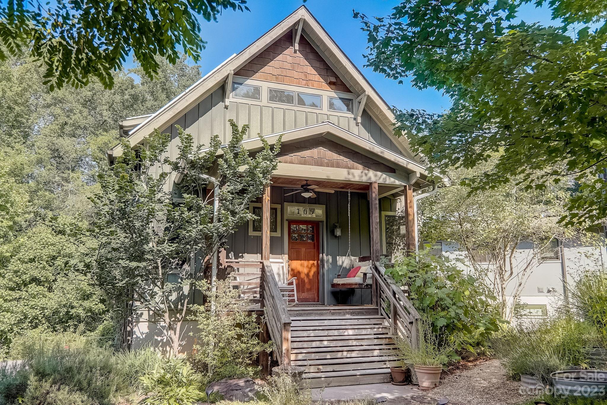 109 Estes Court Asheville NC 28806