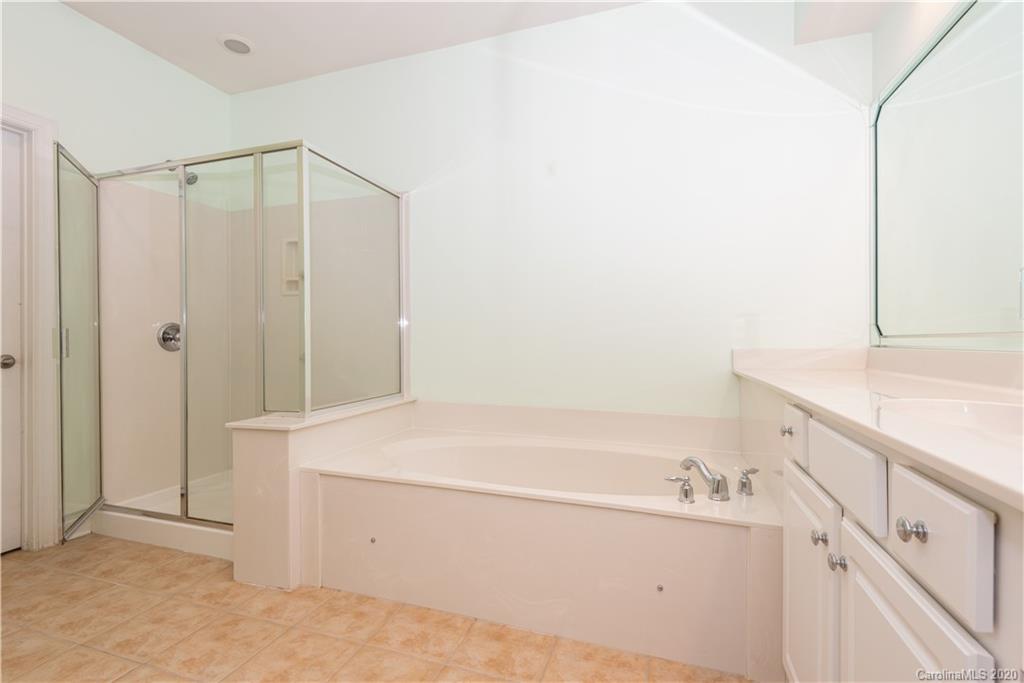 611 Chorale Court Charlotte NC 28270