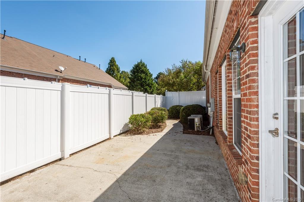 611 Chorale Court Charlotte NC 28270
