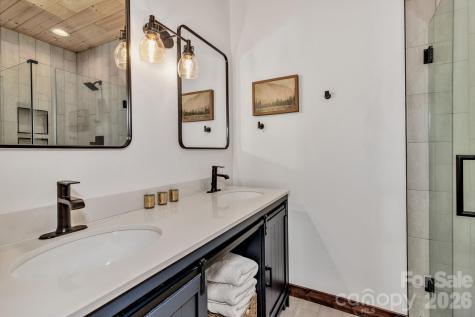 939 Morgan Hill Road Black Mountain NC 28711