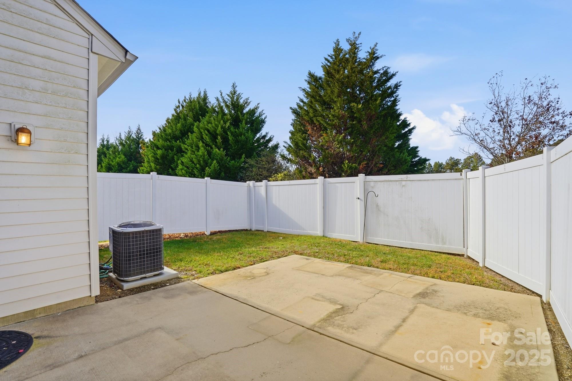5763 Mossdale Lane Charlotte NC 28278