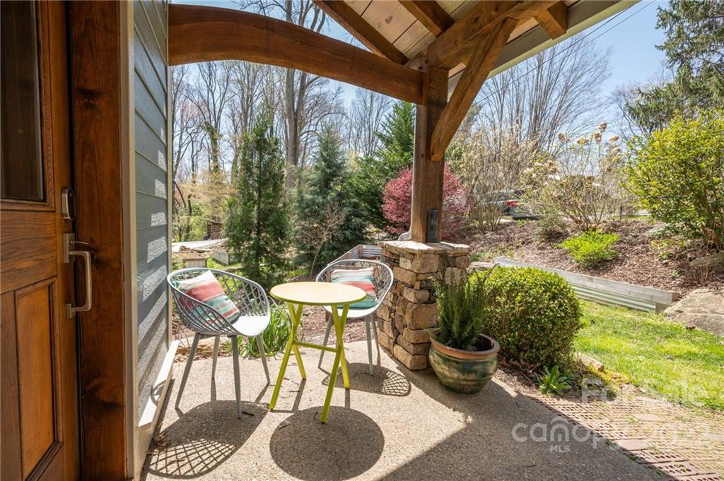 98 Belleair Road Asheville NC 28806