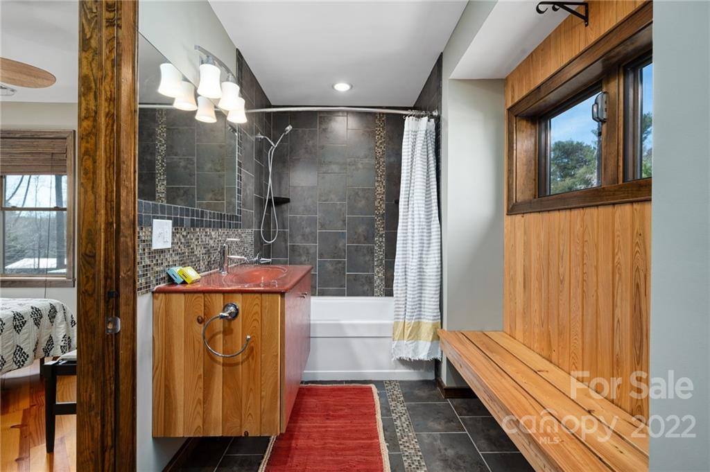 98 Belleair Road Asheville NC 28806
