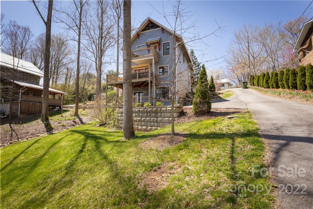 98 Belleair Road Asheville NC 28806