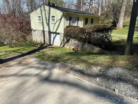 624 Broadway Street NW Lenoir NC 28645
