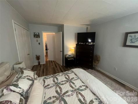 110 9th Street Black Mountain NC 28711