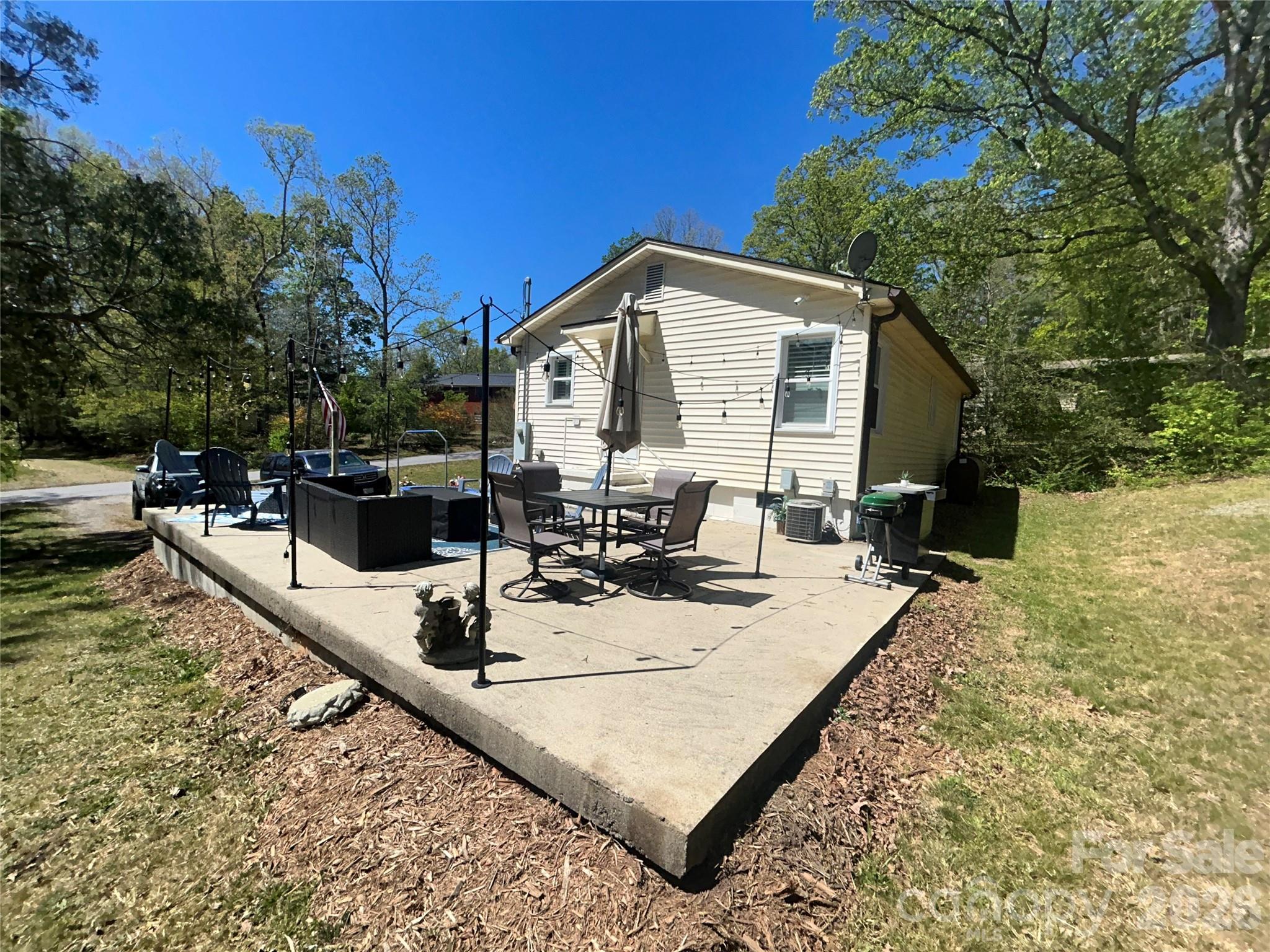 110 9th Street Black Mountain NC 28711