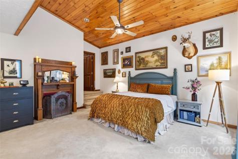 3068 S 226 Highway Bakersville NC 28705