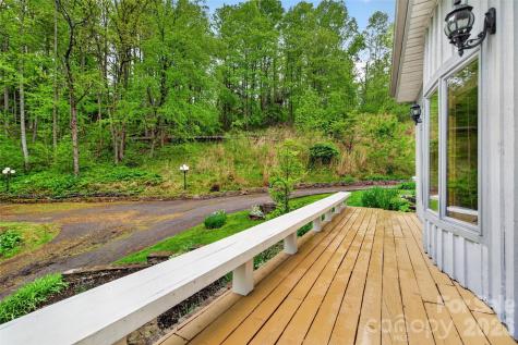 3068 S 226 Highway Bakersville NC 28705