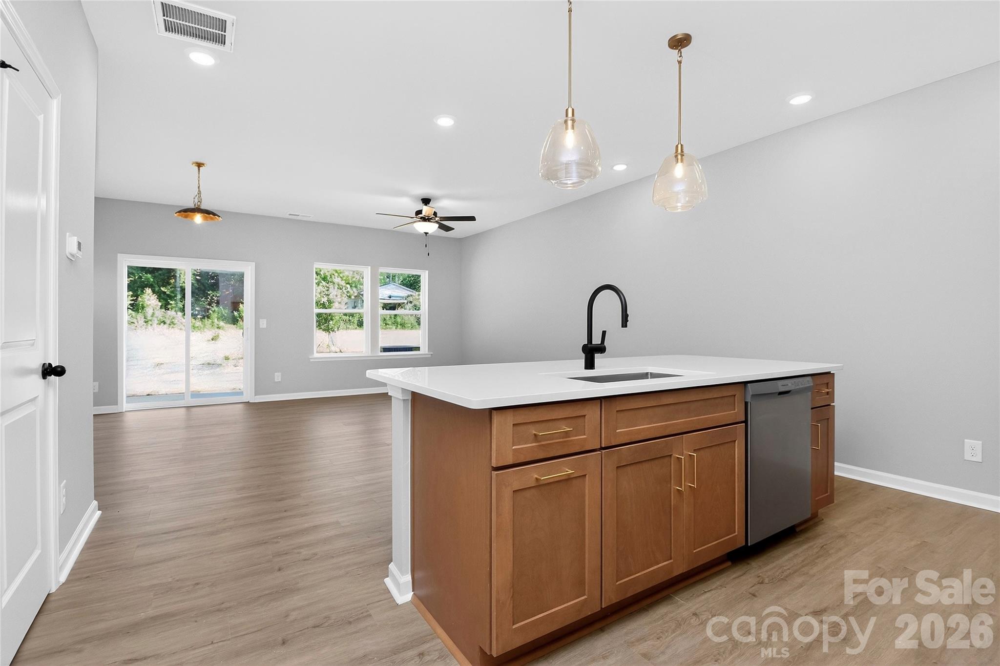 337 N Hoskins Road Charlotte NC 28216