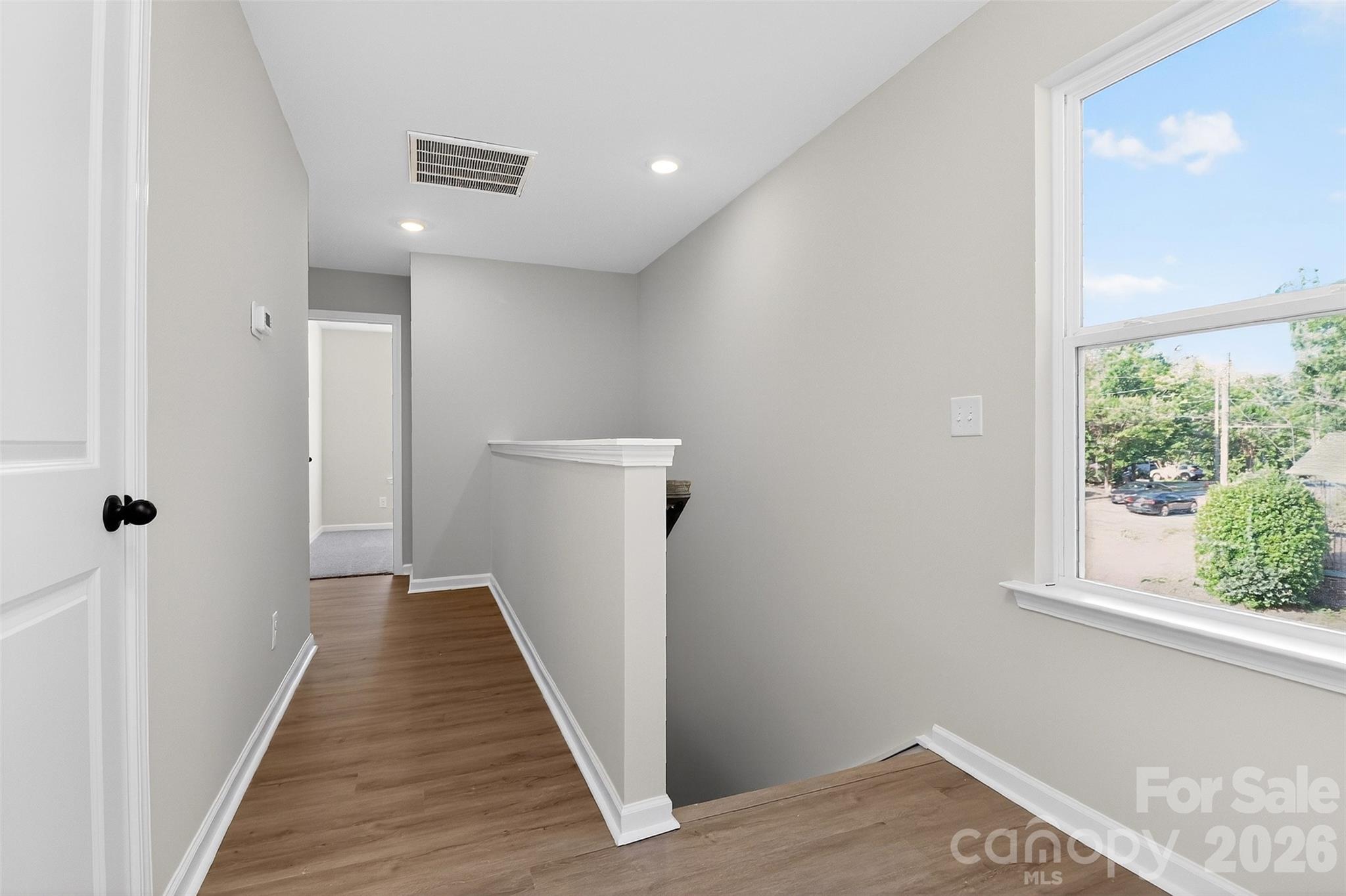 337 N Hoskins Road Charlotte NC 28216